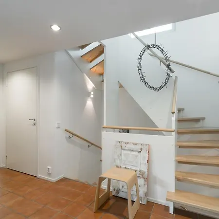 Private 200m2 House With Sauna And Yard