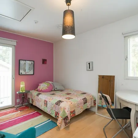 Apartment Private 200m2 House With Sauna And Yard Vantaa
